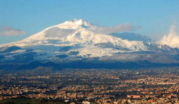 Visitare l'Entroterra Siciliano: Tour dei Paesi Etnei